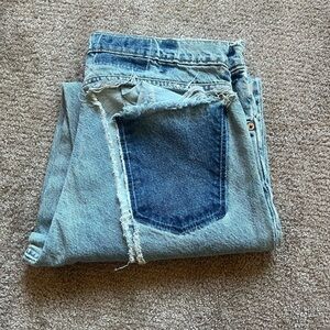 VTG 90’s Levi’s 550 Distressed Denim Blue Jeans